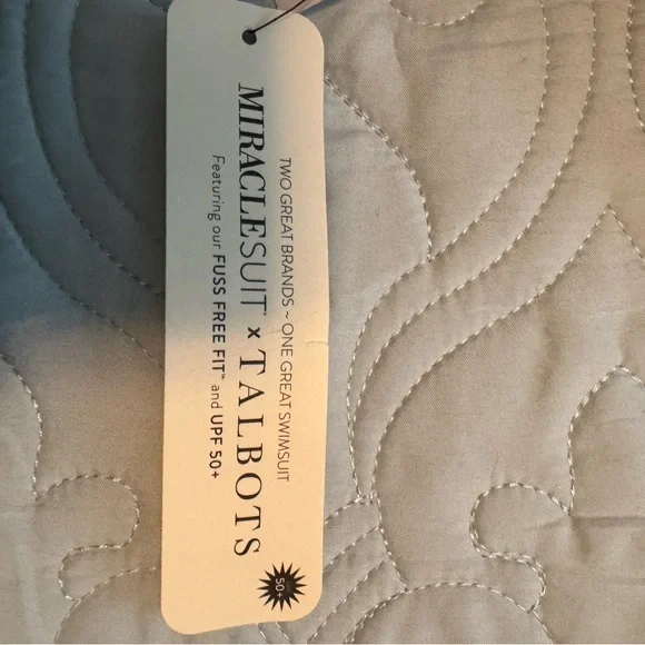 Women’s Miraclesuit/Talbots size 16 UPF 50+ Blue Ombre Shell Print Swimsuit - Picture 5 of 5